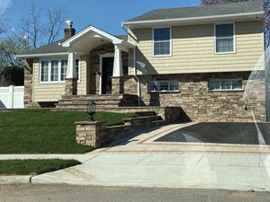 Cultured Stone & Veneer